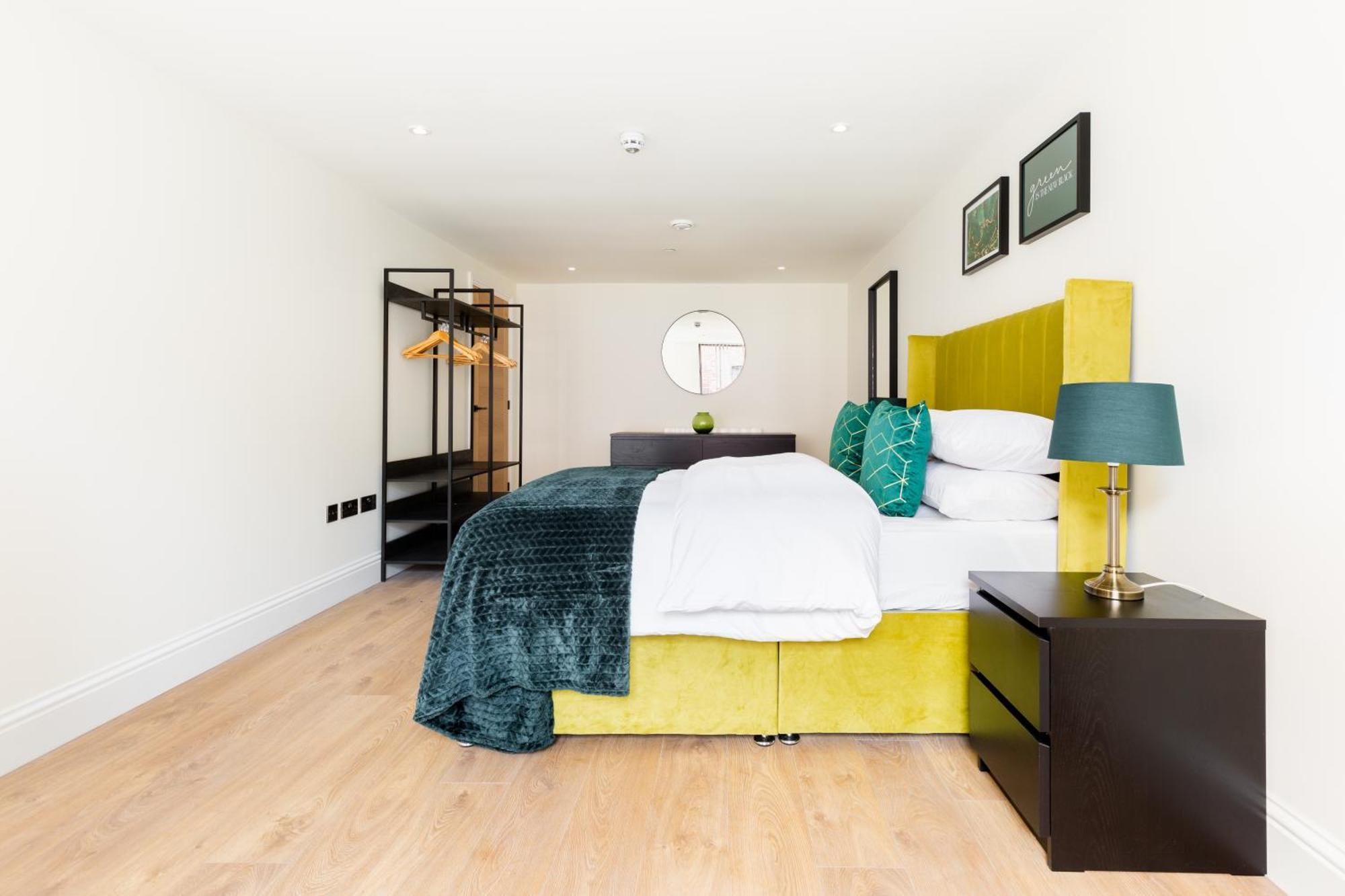 Sydenham Place: Premium Penthouses in Birmingham's Jewellery Quarter Room photo